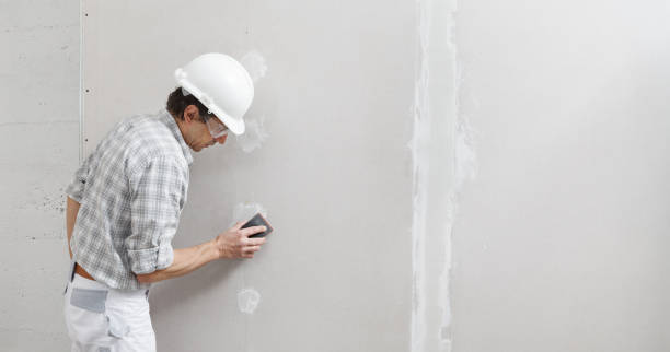 Best Mold Damage Restoration  in Strathmore, CA